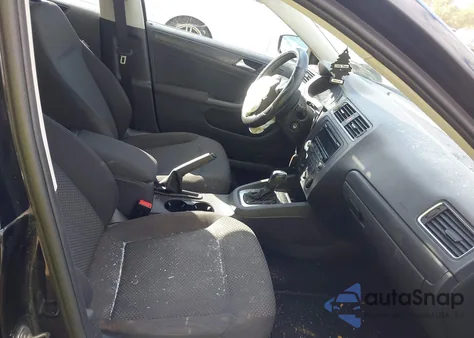 2012 Volkswagen Jetta 2.0L S z USA, uszkodzony, nr VIN 3VW2K7AJ5CM406177